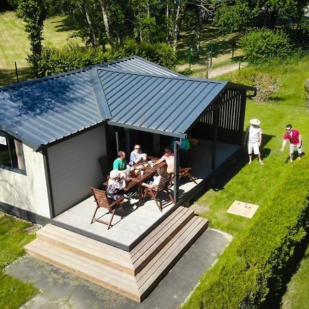 Hotel Camping Des Loisirs Évron Exterior foto